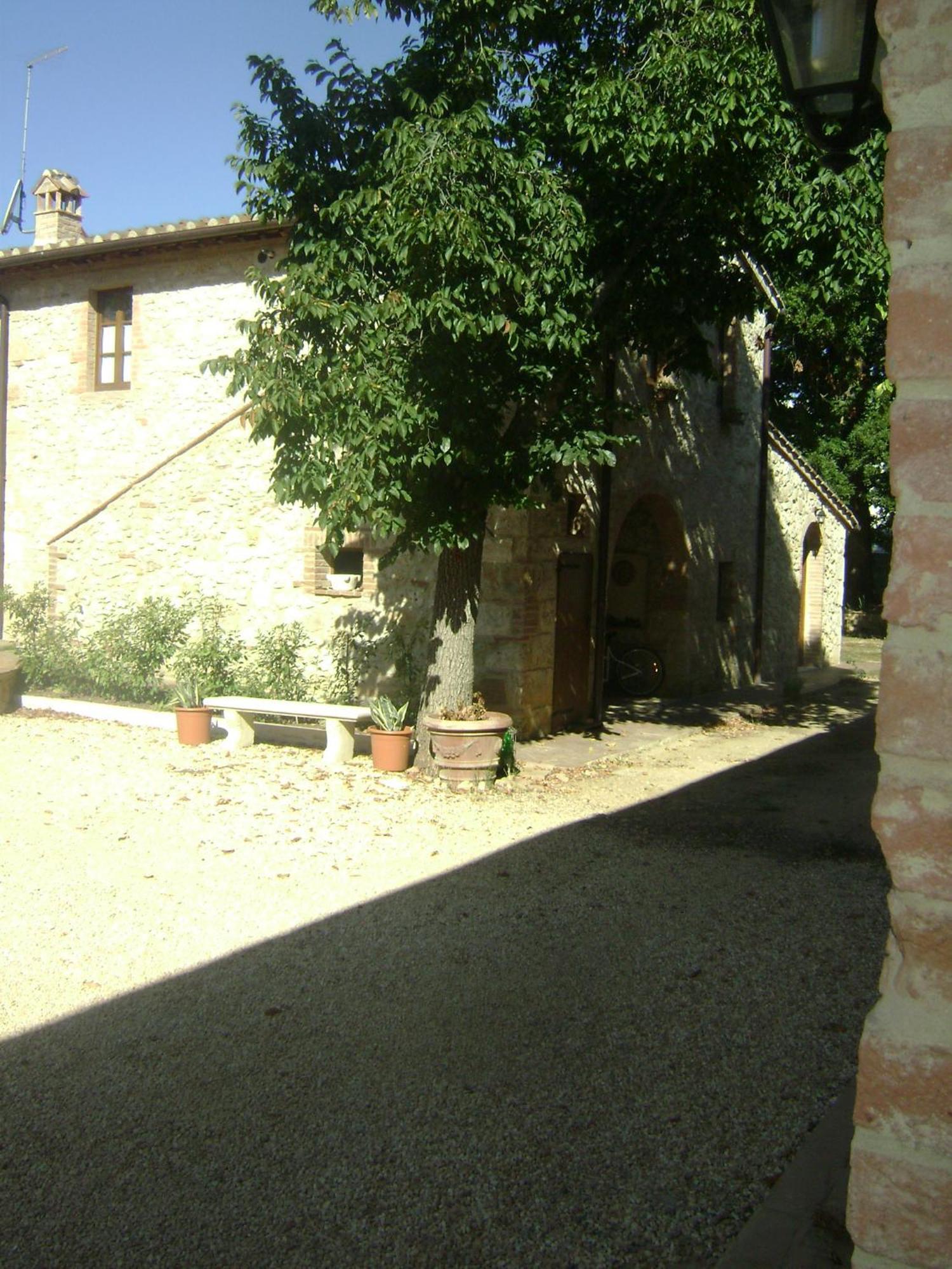 Agriturismo La Segolina コッレ・ヴァル・デルザ エクステリア 写真